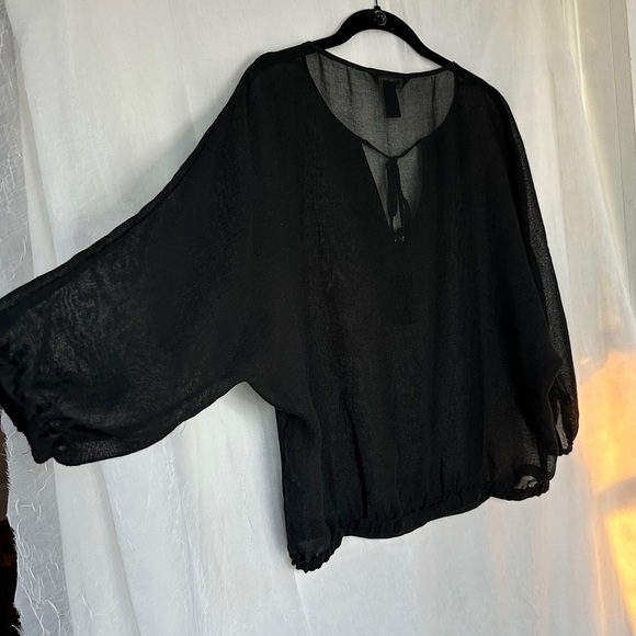 3/$20 💥 WHBM Sheer Black Blouse Embroidered V-Neck w/ Tassels - Picture 5 of 17